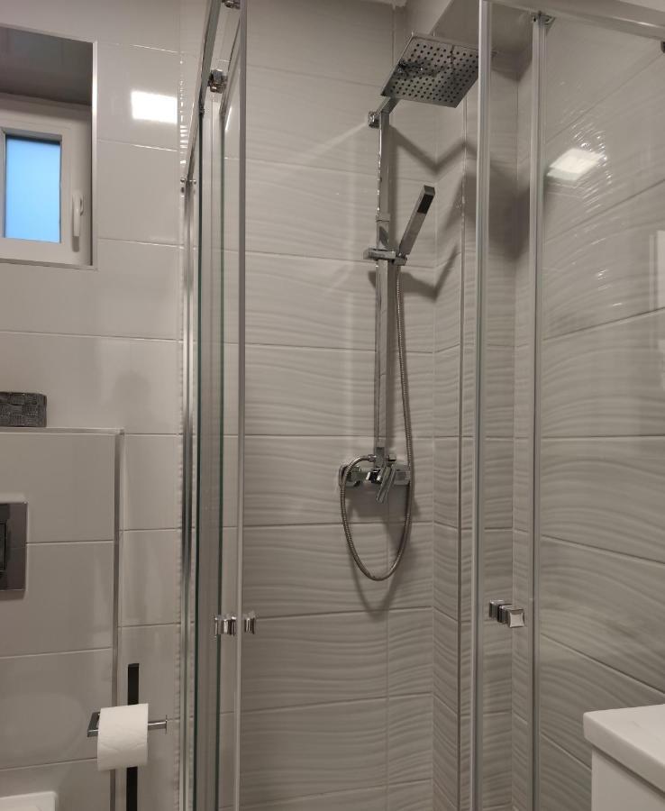 ميسكولك Aqua Solar Apartmanhaz المظهر الخارجي الصورة